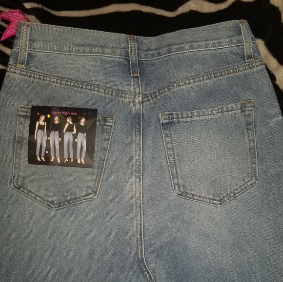 NWT Simple Society Straight Super Hi Rise Buttonfly distressed sequin jeans - Picture 4 of 6